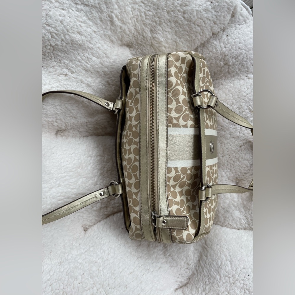 Coach Chelsea Heritage Signature Stripe Satchel Nr. F15132 - Picture 3 of 15